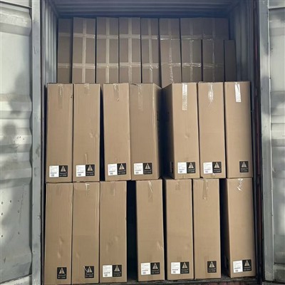 Fünf Container an einem Tag verschifft - LGDD sorgt für eine stabile Versorgu...